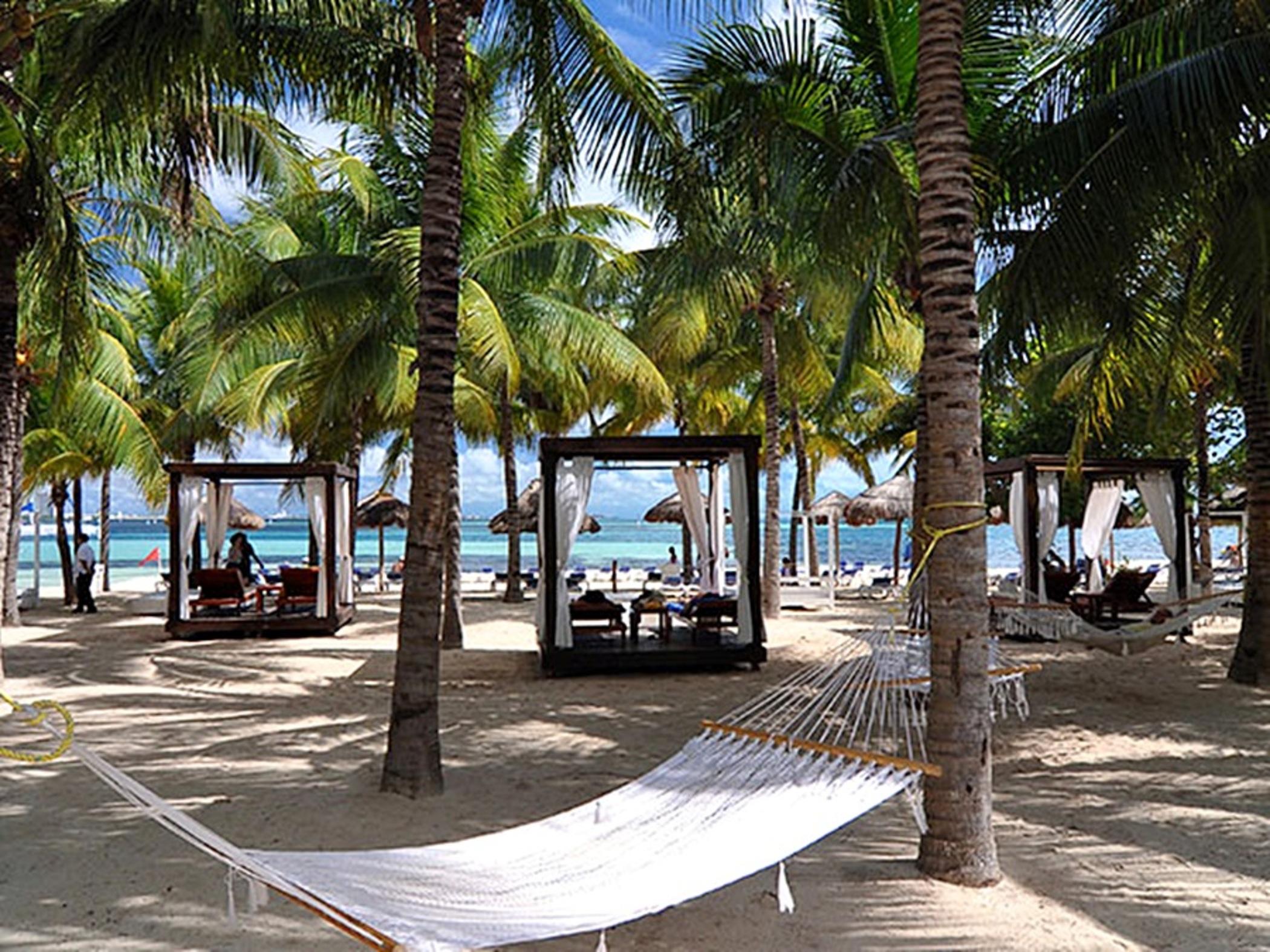 Oasis Palm Hotel Cancun Bagian luar foto