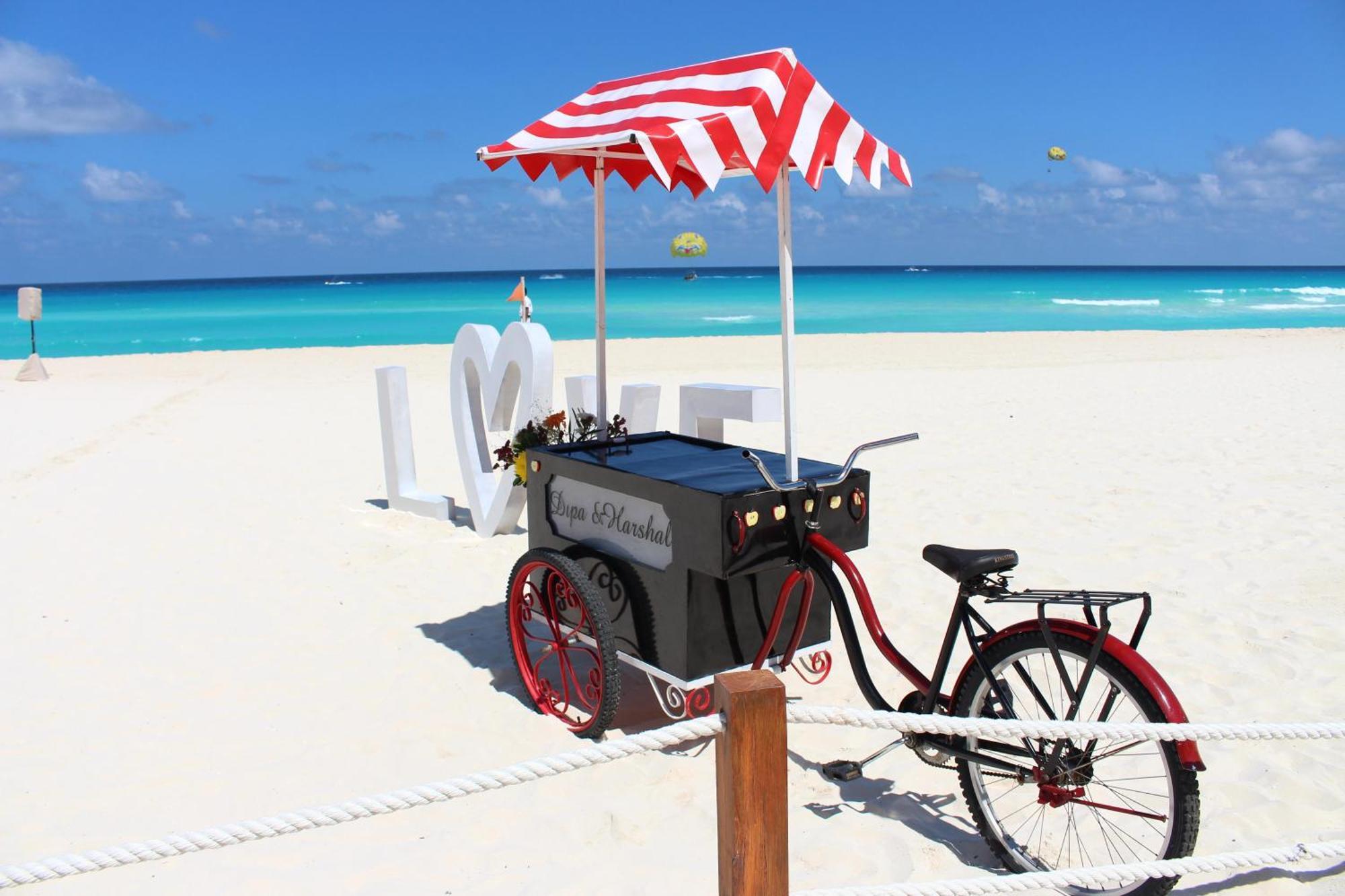 Oasis Palm Hotel Cancun Bagian luar foto